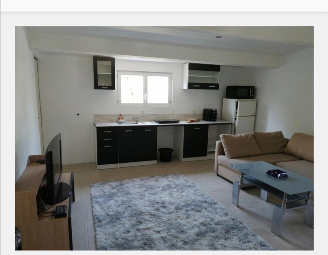 Appart Hotel Avec Jardin Cuers Dış mekan fotoğraf